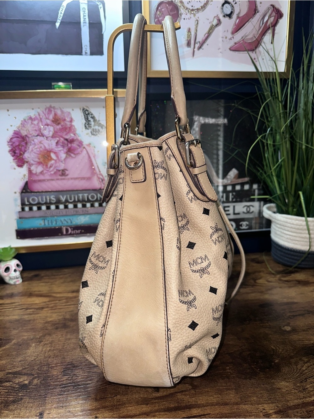 MCM Beige Visetos Drawstring Shoulder Bag with Black Logo Print - Picture 6 of 16